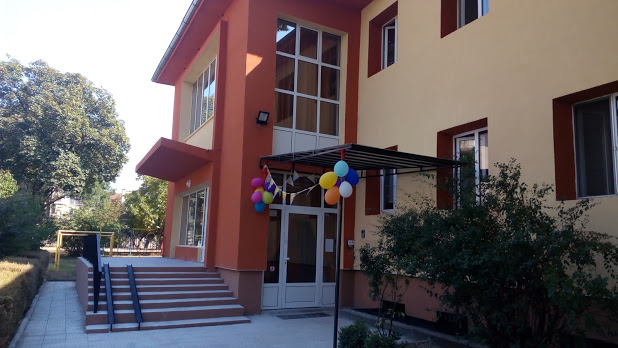 Откриване на обновената сграда на ДГ 110 централа